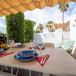 https://island-village-costa-adeje-tenerife-38660-2.adeje-hotels.com